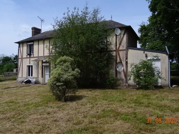 situé dans un bel environnement campagne calme