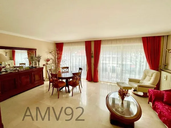 Appartement 3 pièces 82 m²