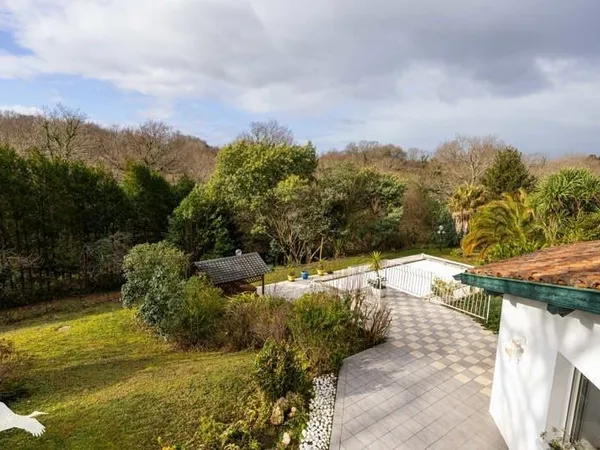Maison 5 pièces 158 m²