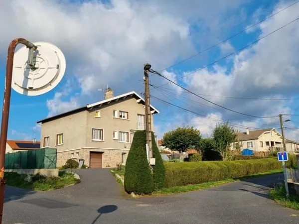 Montfaucon 43290 maison traditionnelle sur sous-sol complet 188m² habitables 5 chambres sur 1400m² d