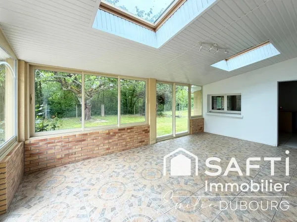 Maison de 146 m² - 8 pièces
