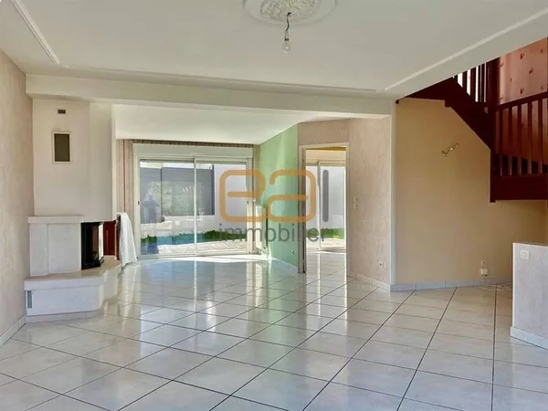 Maison 5 pièces 93 m²