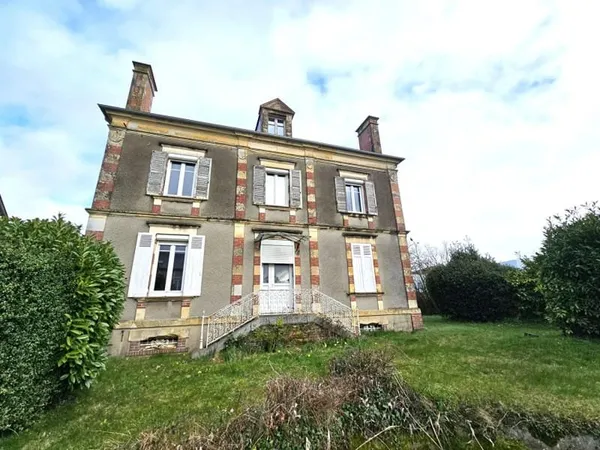 Maison 9 pièces 180 m²