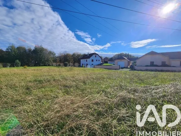 Terrain 816 m²
