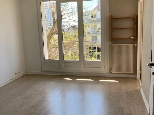 Appartement Location La Riche 1p 30m² 450€