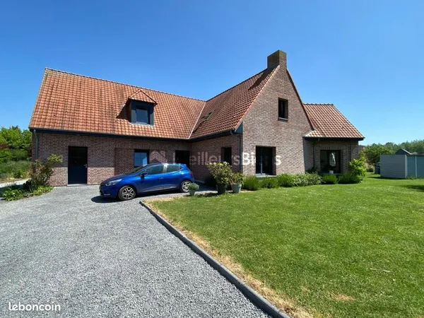 Maison 9 pièces 233 m²