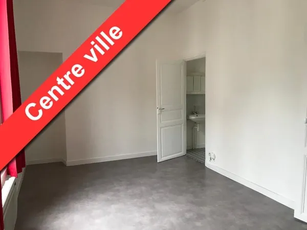 A LOUER ANGERS CENTRE VILLE - T1 situé 13 rue des ...