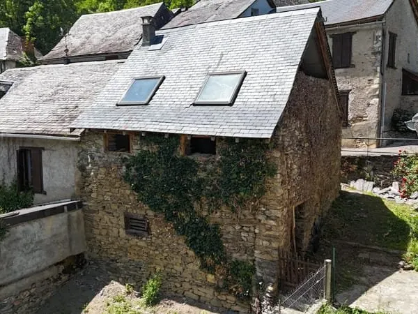 GRANGE À RÉNOVER - SAINT-LARY