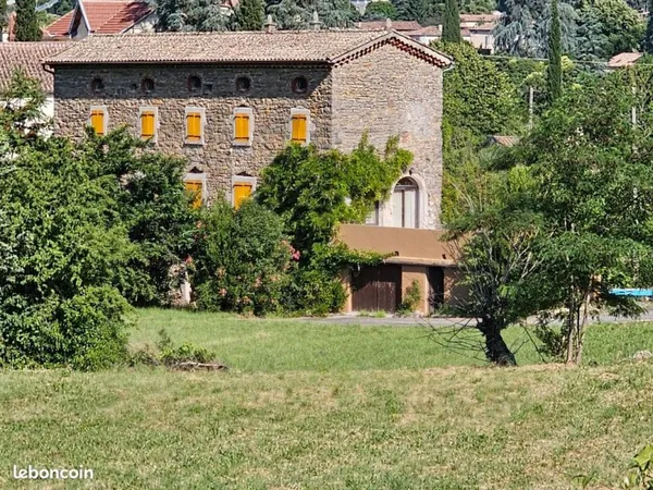 Ancienne Magnanerie maison individuelle