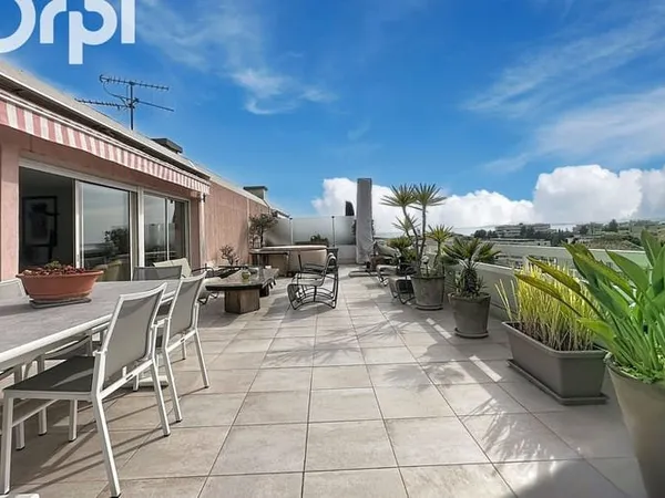 Appartement 4 pièces 107 m²