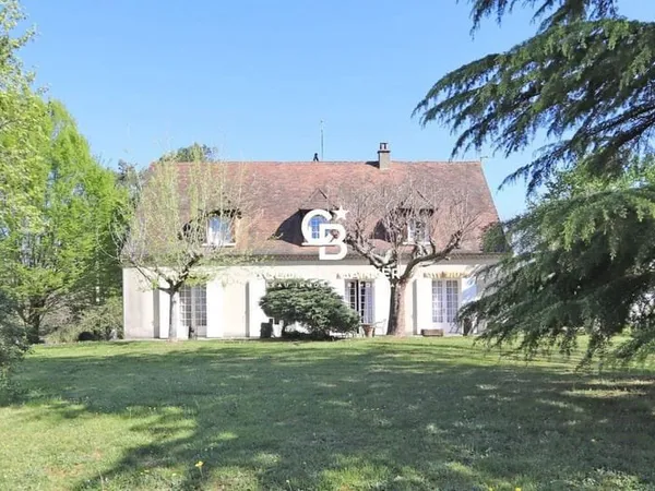 Maison 7 pièces 220 m²