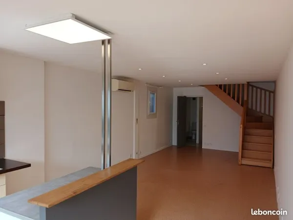 Appartement t2 bis