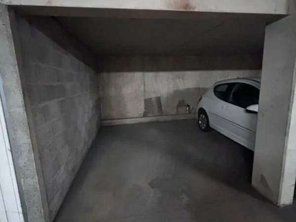 Parking/box NANTES