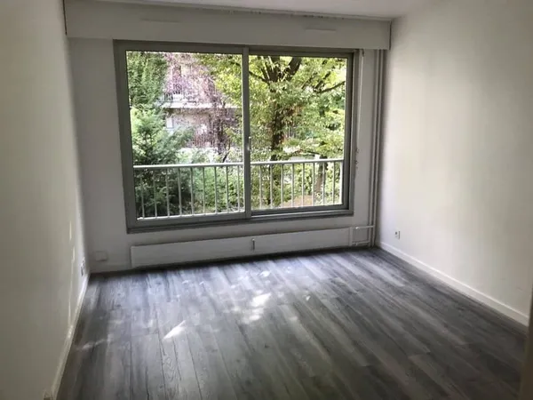 Studio 1 pièce 21 m²