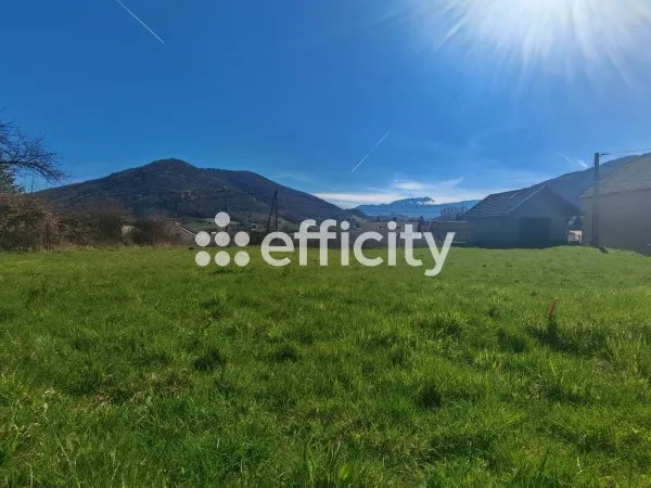 Terrain 534 m²