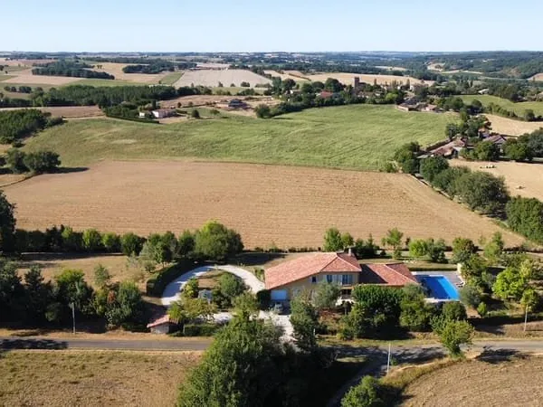 Maison contemporaine en campagne gersoise