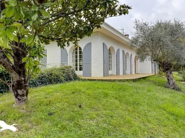 Maison 6 pièces 158 m²