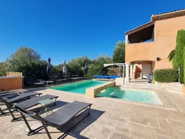 Hôtellerie et restauration Vente Saint-Martin-d'Ardèche  290m² 915000€