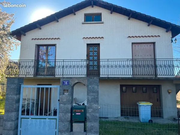 Maison Sury-le-Comtal 98m2