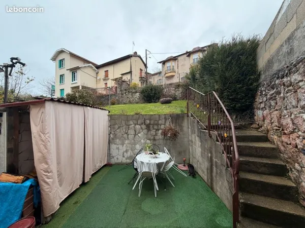 Maison avec jardin