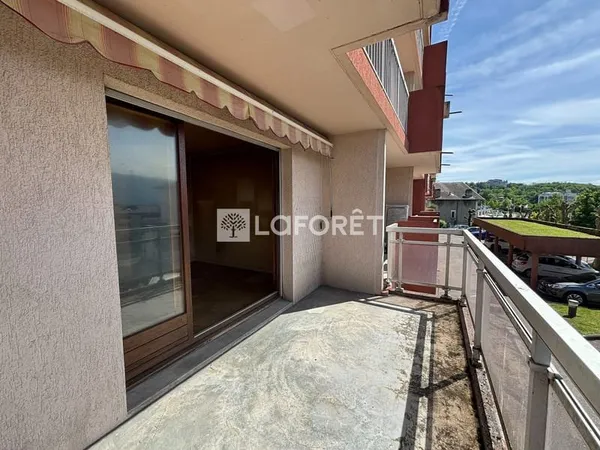 Aix-les-Bains Hyper Recherché - Studio avec Terrasse + Parking à 100 m des Thermes !