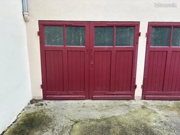 Garage box/place de stationnement à louer