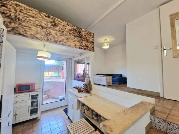 STUDIO AVEC TERRASSE - NICE PESSICART
