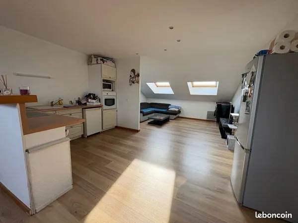 Appartement 2 pièces place Charles De Gaulle