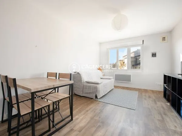 Appartement T3 au dernier étage