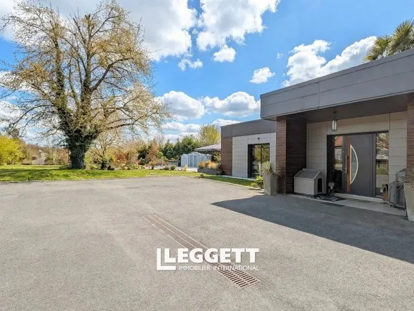 Maison 7 pièce(s), LUBERSAC