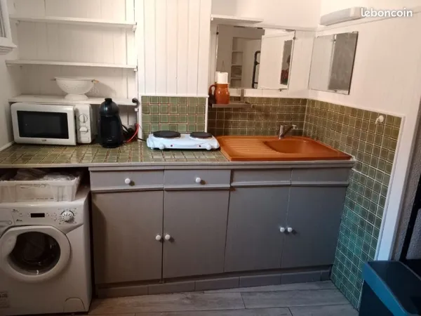 Appartement Location Aix-en-Provence 1p 20m² 570€