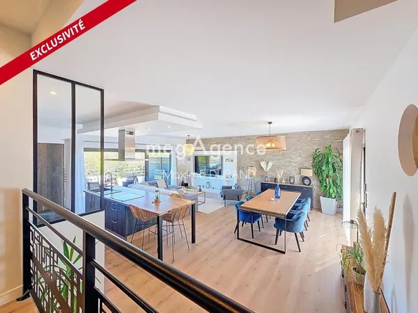 Maison Vente Saint-Christophe-du-Bois 6p 155m² 370000€