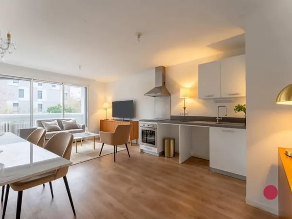 Appartement deux pièces de 42,8m2 disposant d'une place de s