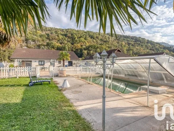 Maison de plain-pied 5 pièces 97 m²
