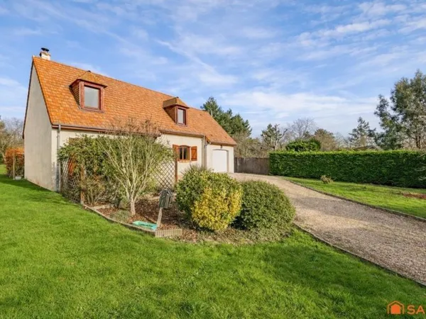 Maison familiale 3 chambres, grand terrain, calme