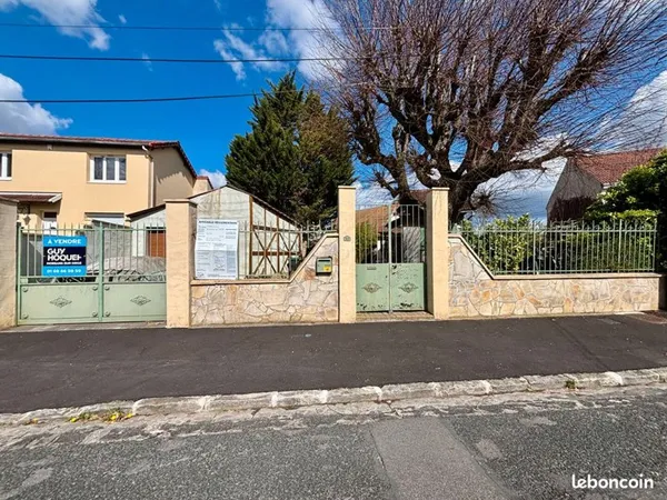 Terrain 331 m² MORSANG SUR ORGE