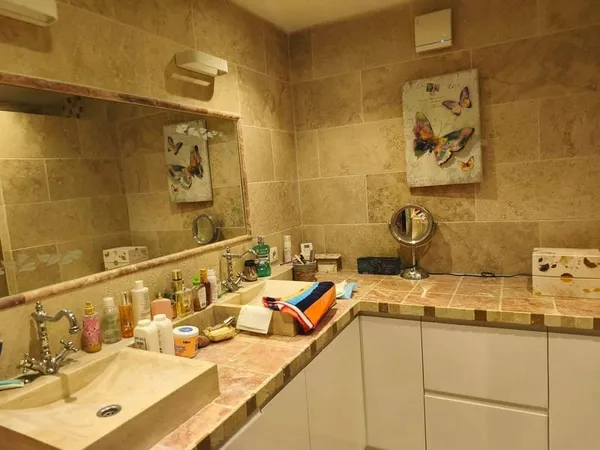 Maison 1 pièce 150 m²