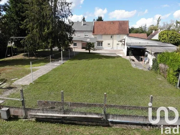 Maison 2 pièces 240 m²