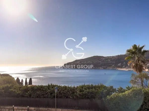 EXCLUSIVITÉ - VILLEFRANCHE-SUR-MER - APPARTEMENT - 3 PIÈCES - 44,15 M² - SPLENDIDE VUE MER - TERRASS