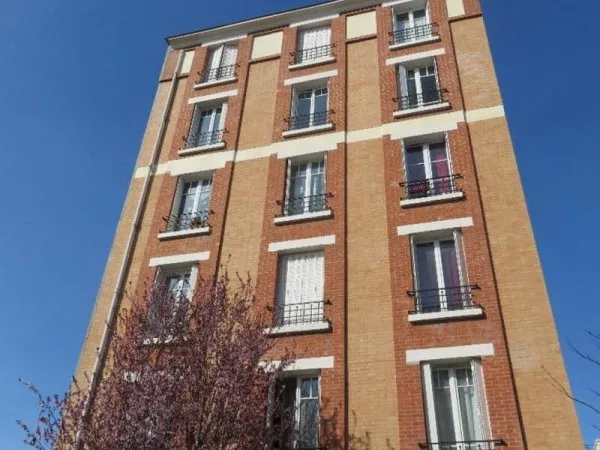CHOISY LE ROI - PARC MAIRIE - F2 - 36 M2