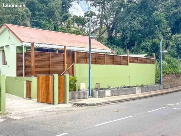 Maison 3 pièces 90 m²