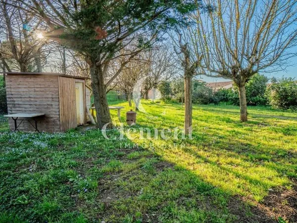 Terrain à bâtir 750 m2 - Piolenc