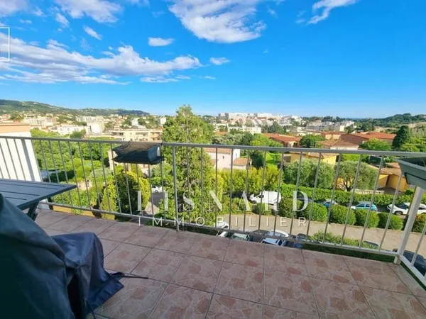 Appartement 4 pièces 67 m²