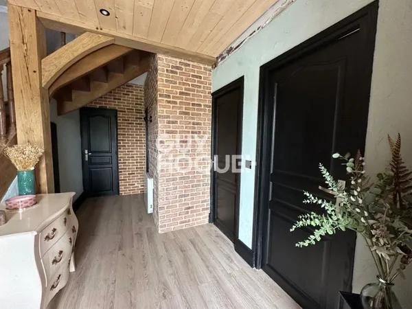 MAISON À VENDRE DE 6 PIÈCES DE 126,00 M²