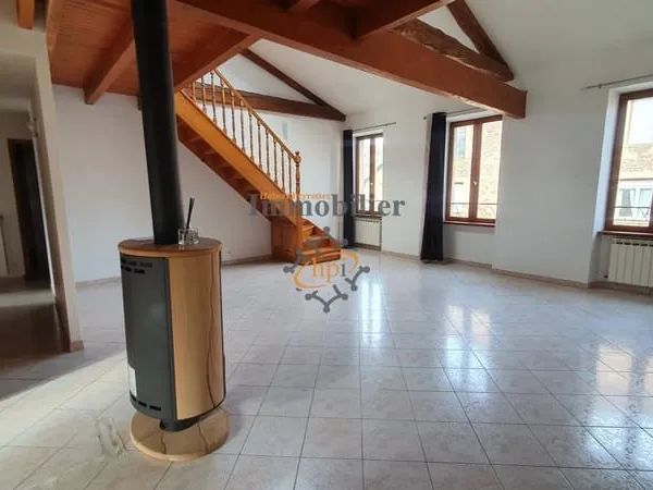 Vente appartement T5 en duplex Saint Affrique.
