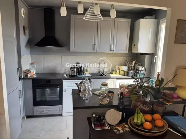 PLEIN CENTRE AU CALME APPARTEMENT T3