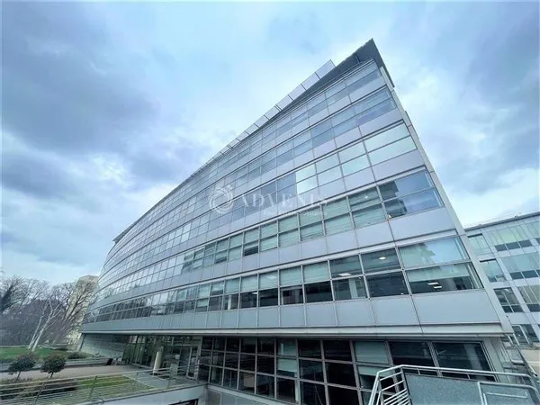 Bureaux 2143 m²