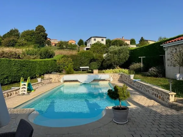 Maison Saint Cyr Sur Le Rhone
