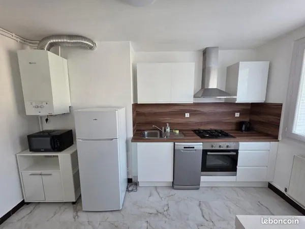 Appartement T3 meublé, 64m2 ST ETIENNE
