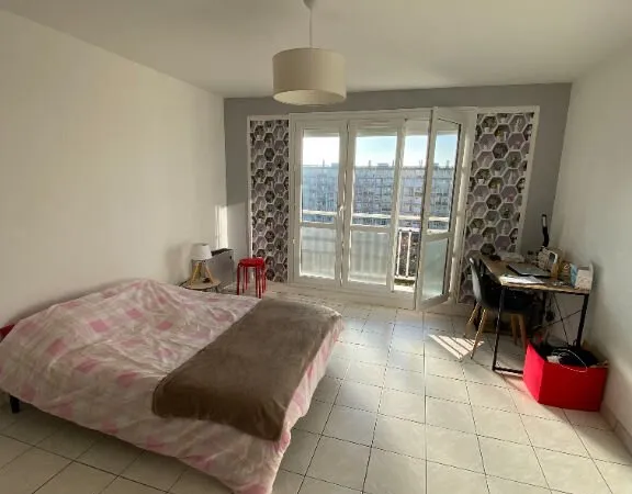 RENNES/ VILLEAJEAN: Chambre meublée en colocation